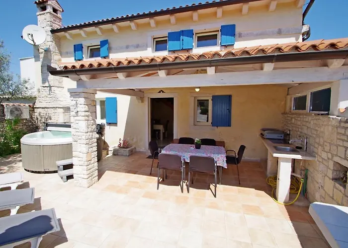 Mery Country House