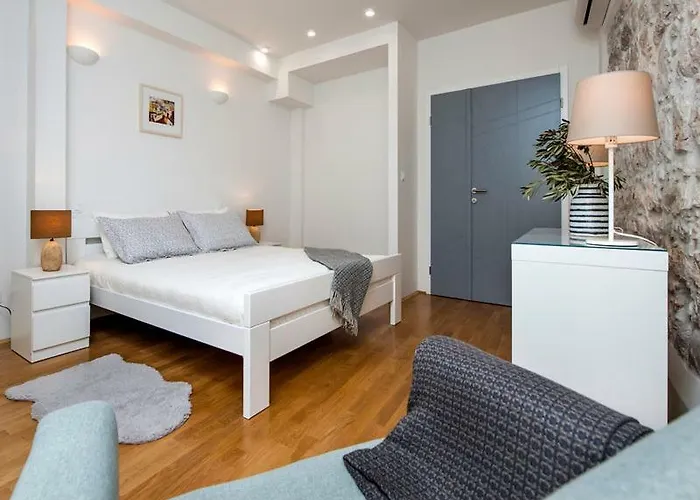 Casa Dora